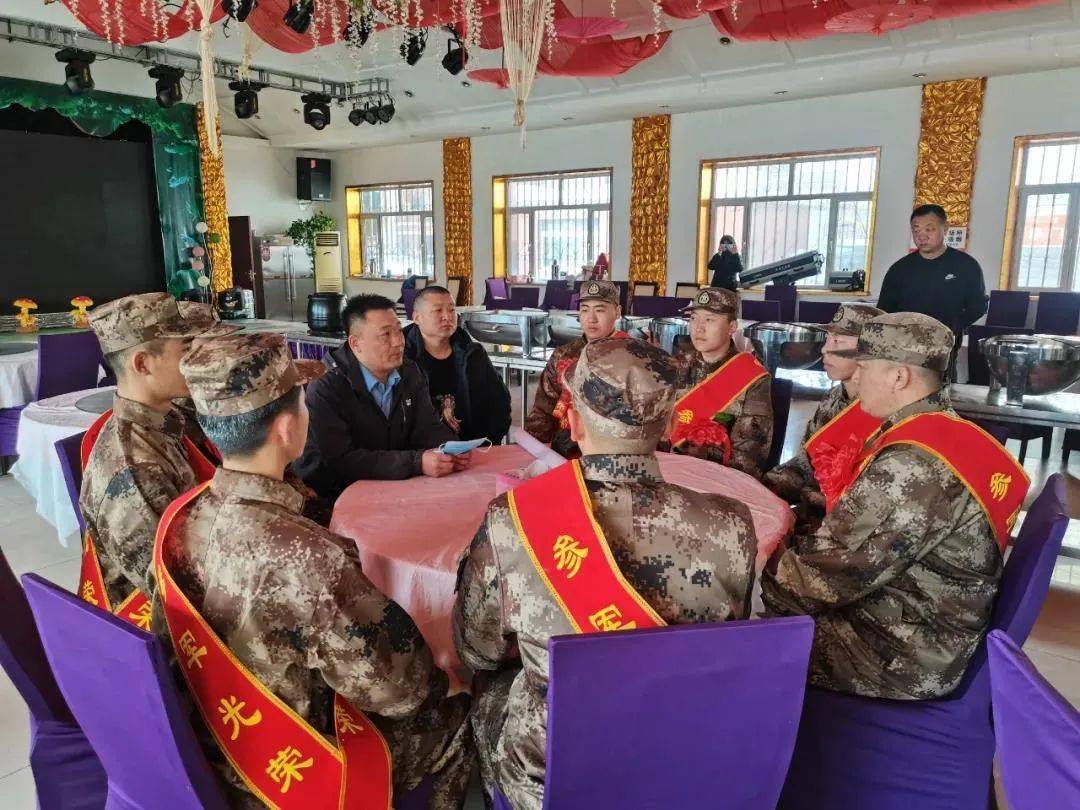 内蒙乌海老兵打新兵事件深度解析，内蒙乌海老兵打新兵事件深度剖析
