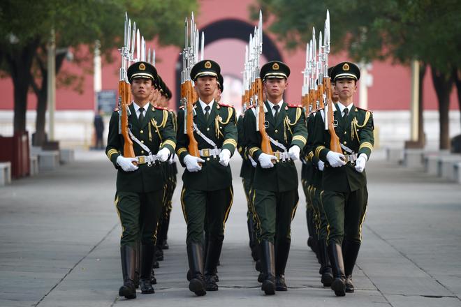 仪仗队男兵身高比例条件深度解析，仪仗队男兵身高比例条件的深度解析与探讨