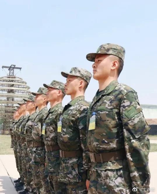 武警21式夏季迷彩，探索新时代军迷装的独特魅力，武警21式夏季迷彩，新时代军迷装的独特魅力探索